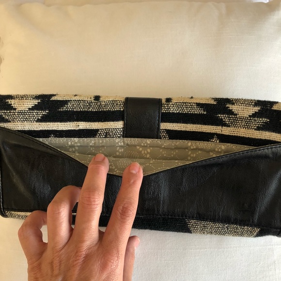 Split 🔥💕Clutch - Picture 6 of 6